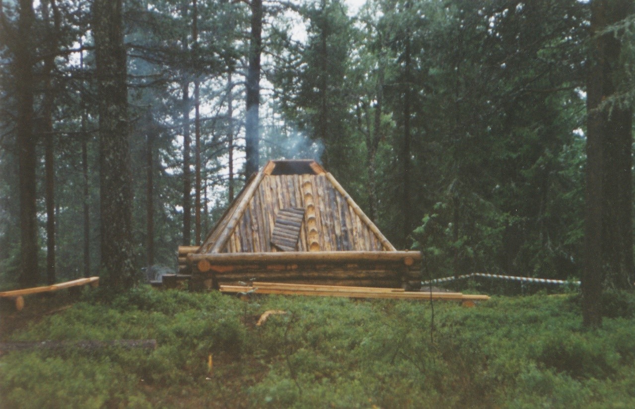 Skogsamisk kåta skänkt av Ove Almqvist. Foto:Sven-Åke Risfjell 