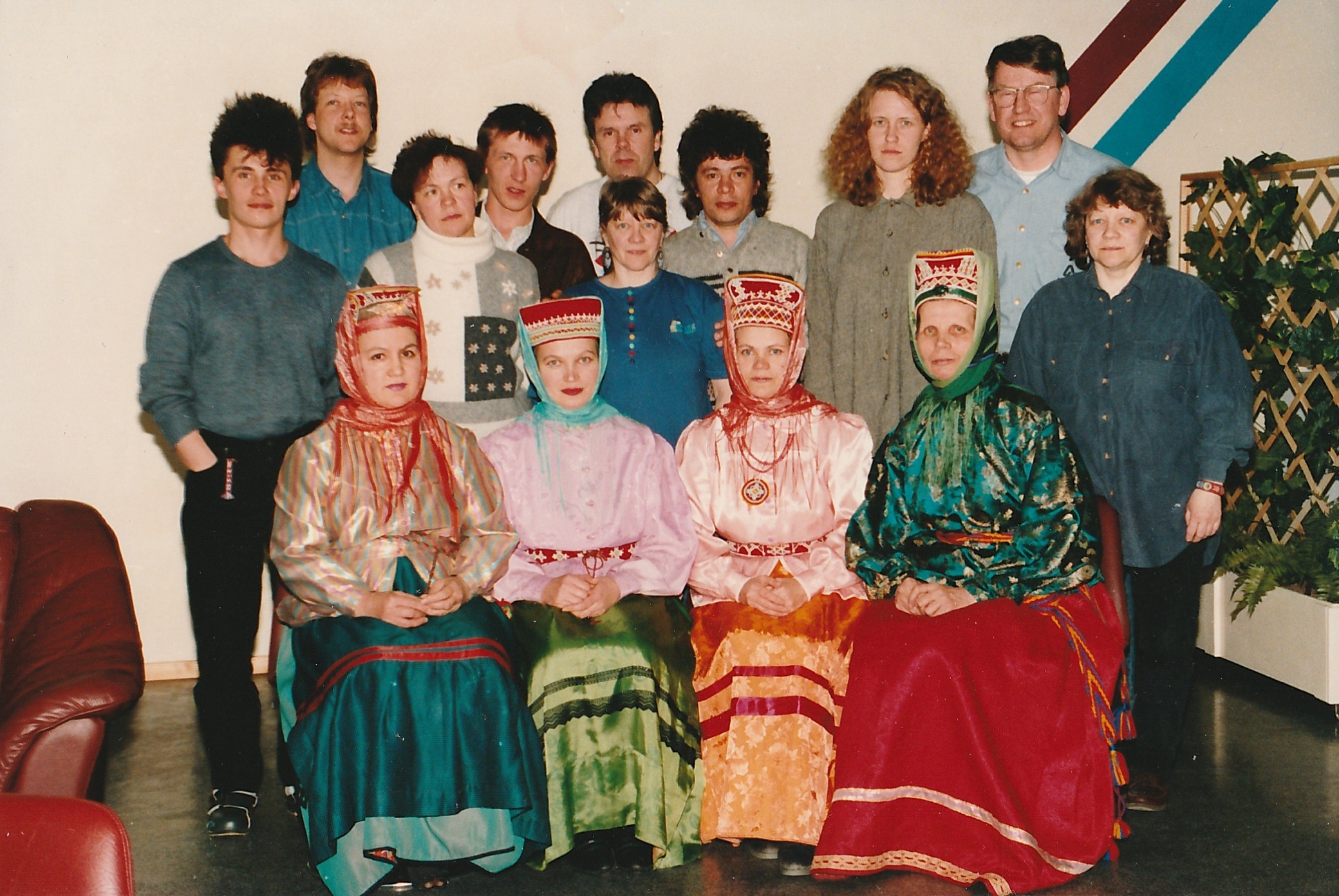 Utbildningsansvariga samt elever samlade i AMUs lokaler i Vilhelmina. AMU-gruppens ledare i projektet Lennart Ingman längst upp till höger på bilden.