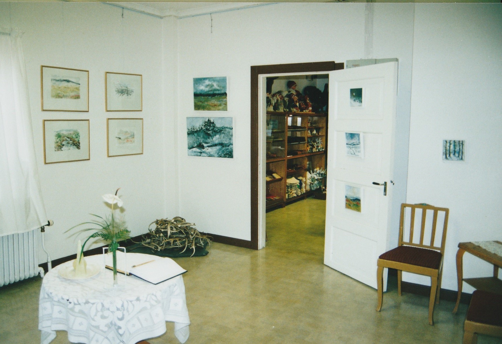 Maria Olofssons konstutställning hos Risfjells Sameslöjd Mikaeli 2002